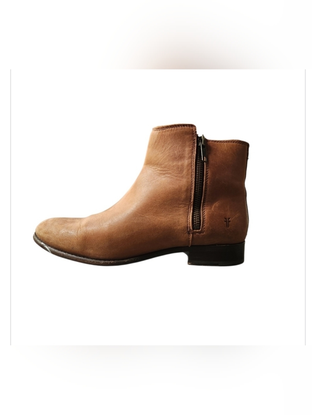 Frye Women's Carly Zip Chelsea boots size 8.5 cognac brown western